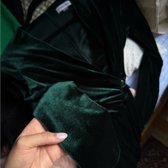 NWOT Emerald Green Velvet Calvin Klein Dress - Picture 7 of 7